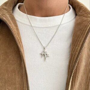 y2k style silver chrome star stacked pendant necklace